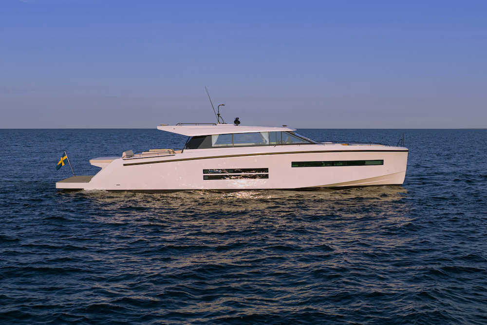 5 DELTA POWERBOATS - DELTA72 - L19,7m et l5,60m – Chantier basé en Suède
Construit en fibre de carbone durable et signé Mannerfelt Design, le Delta 72 se distingue par son innovation technologique 
et son design scandinave épuré